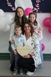 mamy wraz z dziećmi