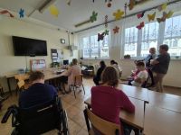 oglądanie startu rakiety w kosmos