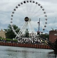 uczniowie podczas wycieczki po ZOO oraz rejs statkiem